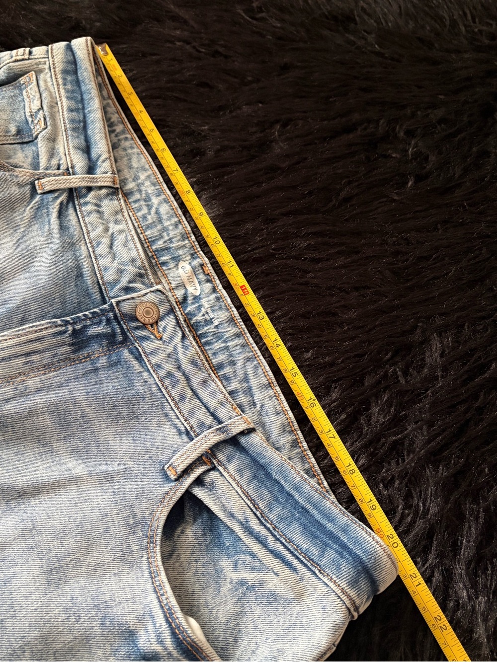 Old Navy Straight Women’s Jeans - Picture 6 of 8